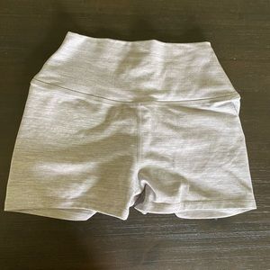 Cropshopboutique shorts 4'